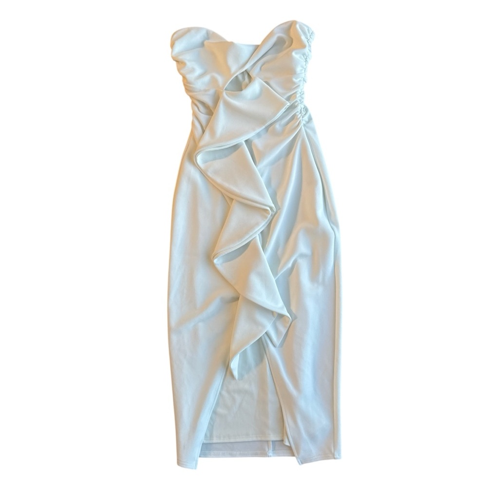 TD3 White strapless midi dress with ruffle detail size medium